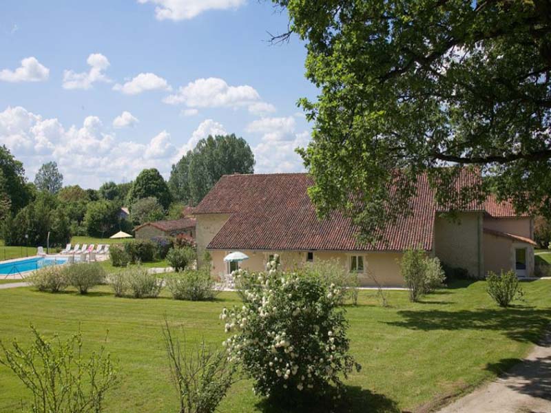 La Grange des Gîtes de La Font_86350 USSON DU POITOU_19